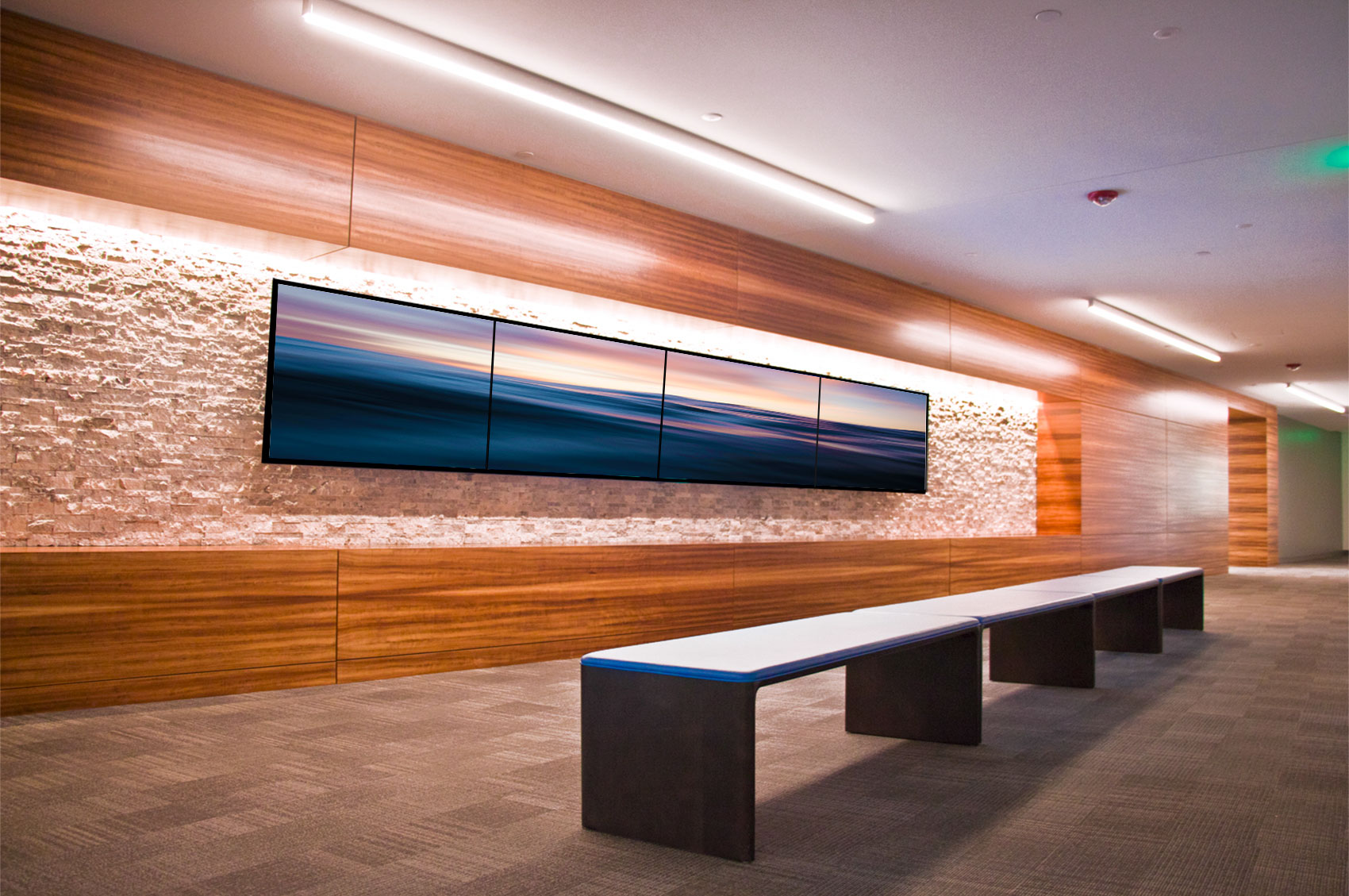 5 Ways Display Video Walls Beat Projectors