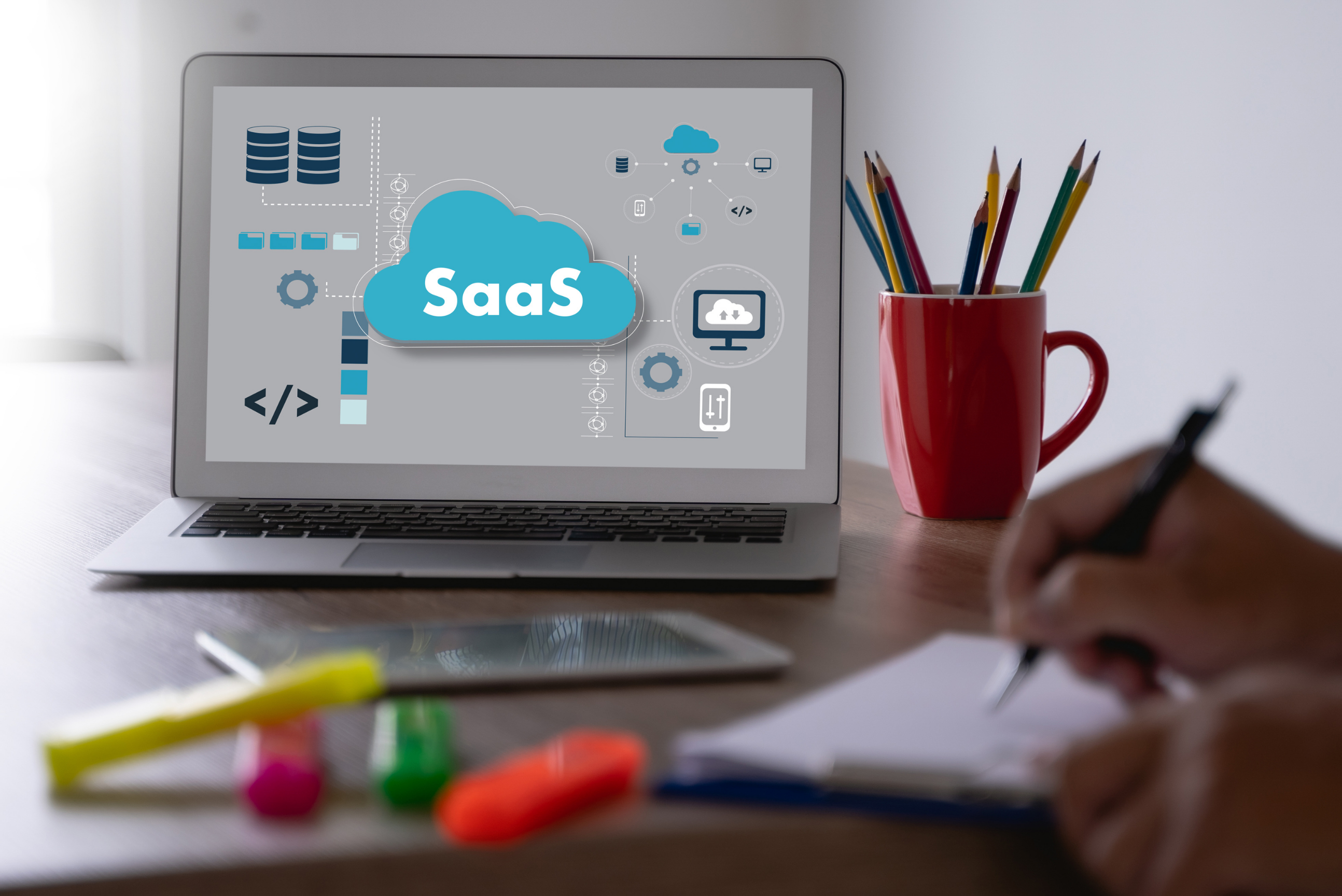 What's The Difference Between SaaS and Managed Service?