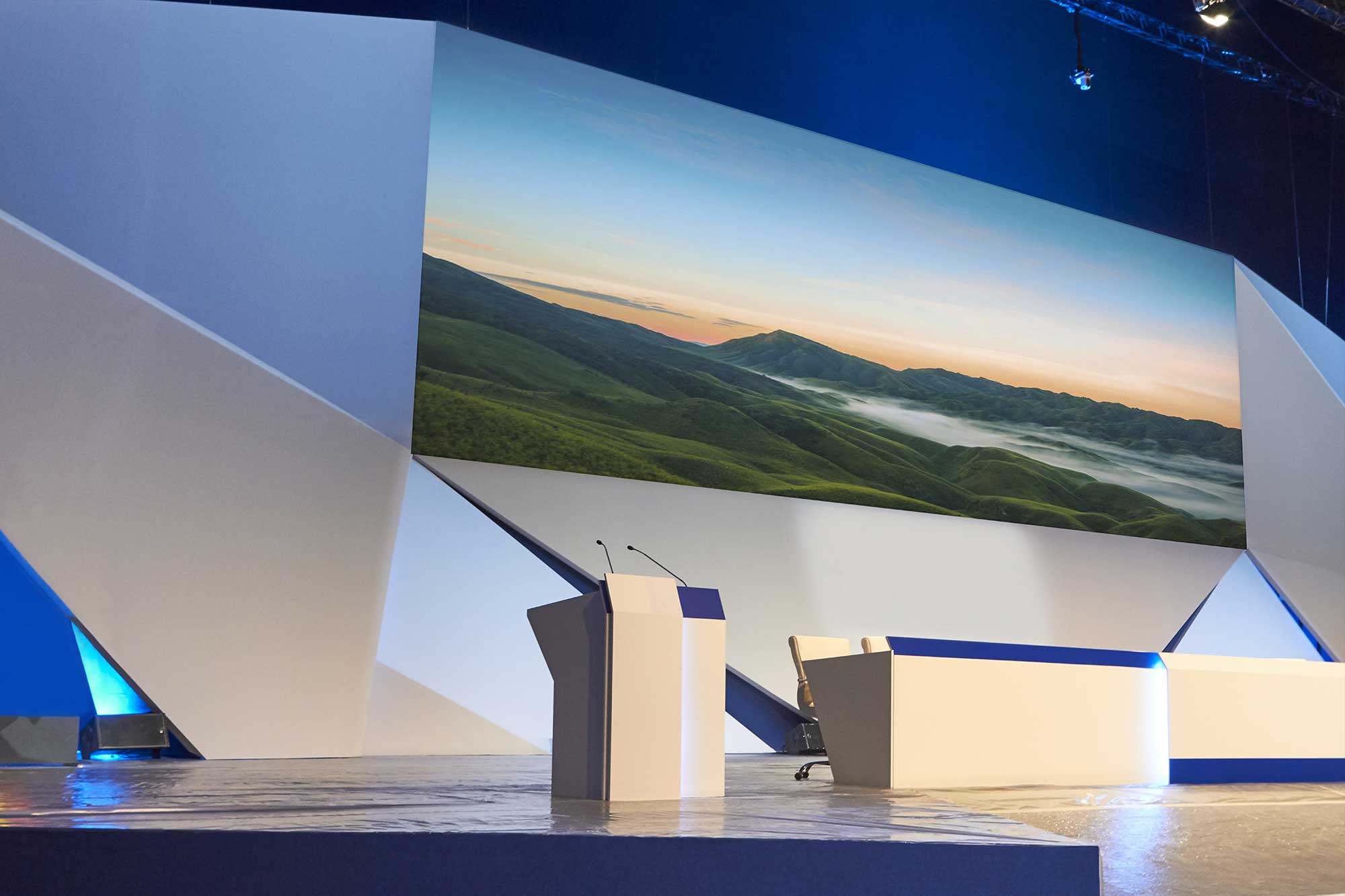 Event Spaces Reimagined: Top AV Technology Trends for Hotels and Convention Centers