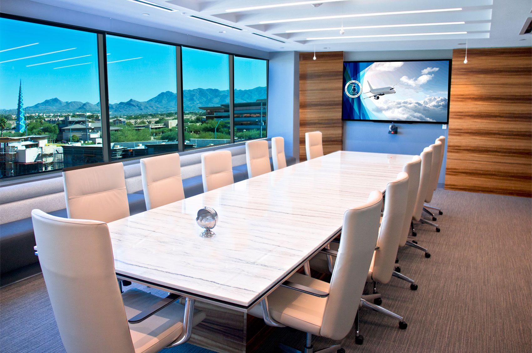 find-smart-meeting-room-technology-solutions-for-your-business